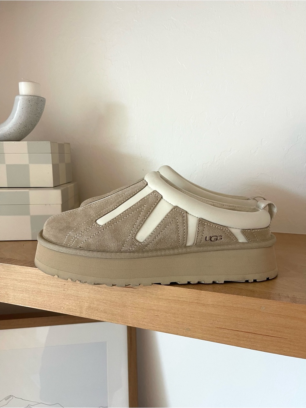Ugg Australia Tazz Sunwave Tan Beige Platform Slippers Lounge Shoes Size 10